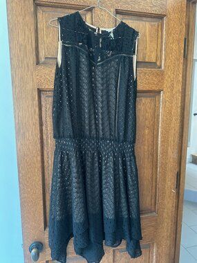 Elegant Sundance Black Sleeveless Dress L